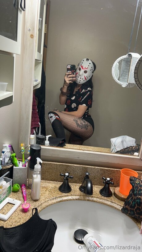 Lizardraja onlyfans naked