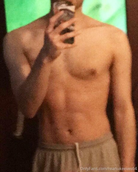 Justinicholas90 onlyfans model photo