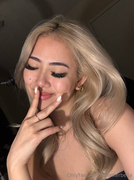 Chinkerbella onlyfans free content