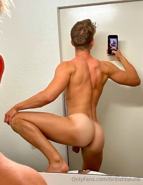 Britishtwunk onlyfans strip tease