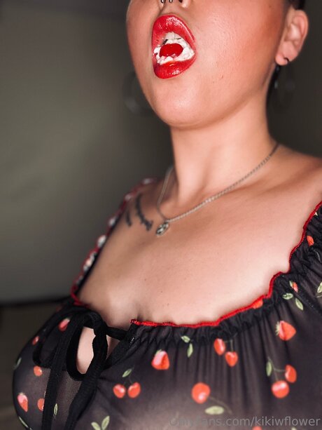 Kikiwflower Profile pic