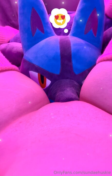 Sundaehuskie onlyfans leaked free