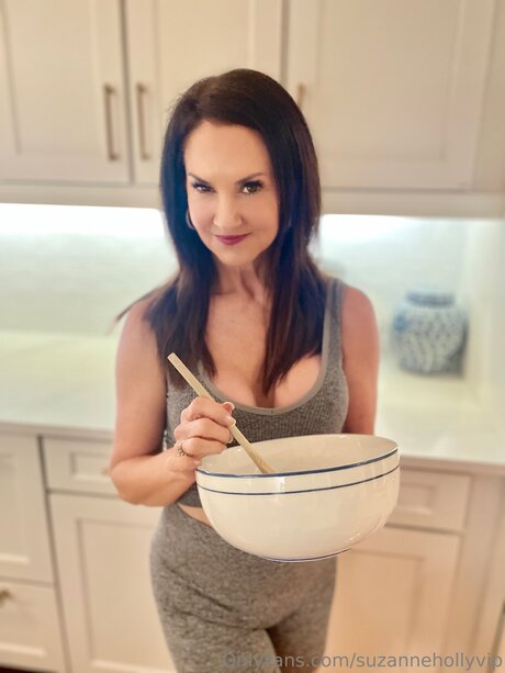 Suzannehollyvip desnuda onlyfans