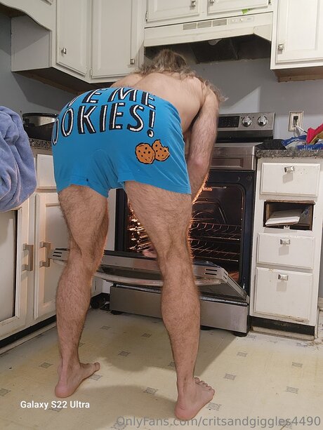 Critsandgiggles4490 onlyfans archives