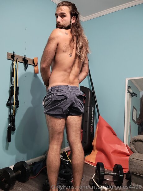 Critsandgiggles4490 onlyfans tits