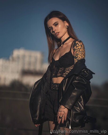 Miss Mills Vip porn leaked onlyfans
