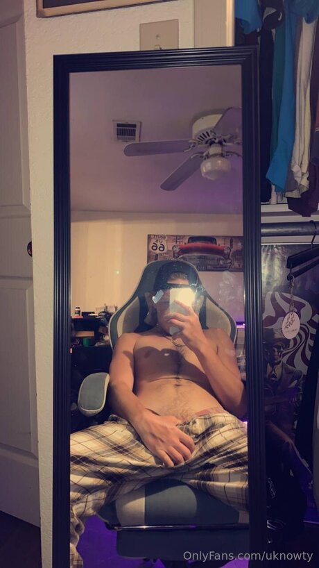 Uknowty onlyfans porn leaked