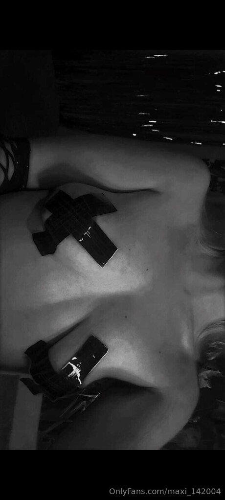Maxi 142004 nude porn onlyfans