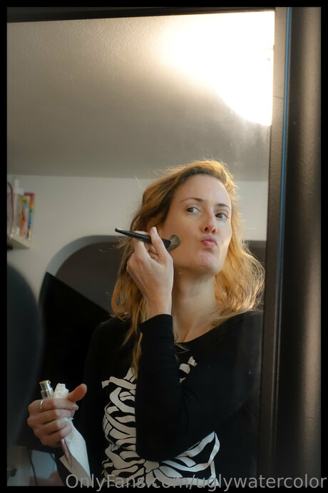 Uglywatercolor onlyfans pictures