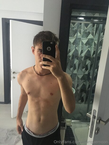 Marquemoon onlyfans leaked.