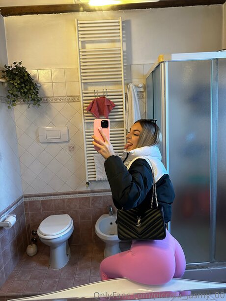 Piccola Jasmy 00 onlyfans