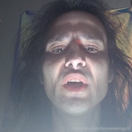 Bruceleesings30 onlyfans nude pictures