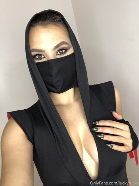 U24775070 naked onlyfans leak