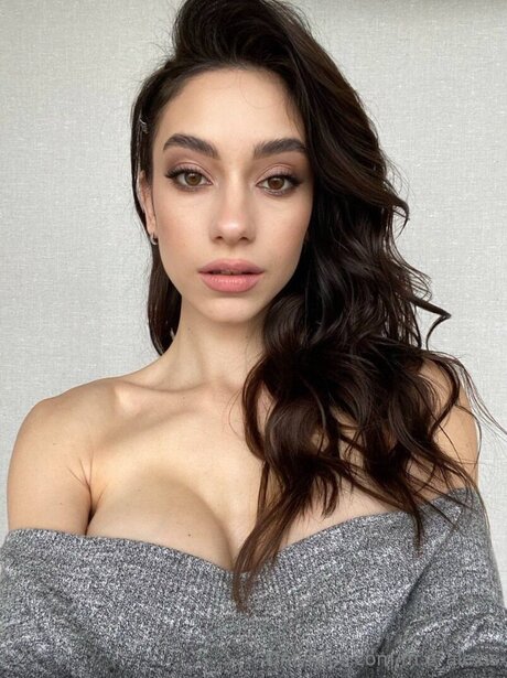 M E Alexis onlyfans leaked pics