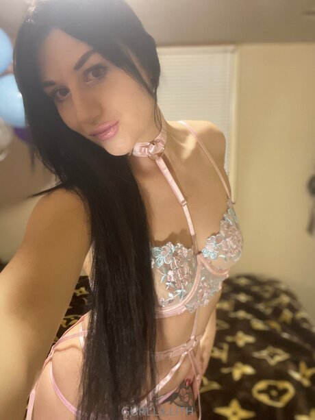 Girllillith Profile pic