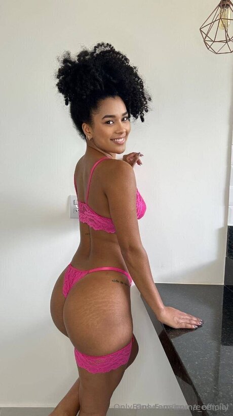 Eeemily onlyfans nude content