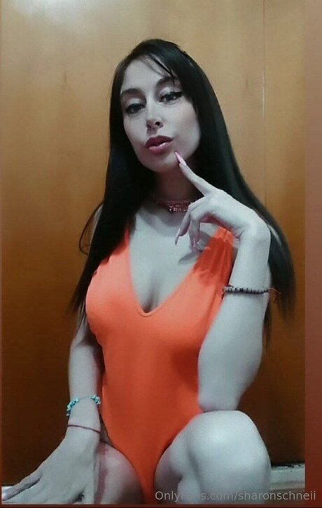 Sharonschneii joi onlyfans