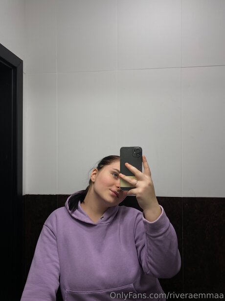 Riveraemmaa leaked porn onlyfans