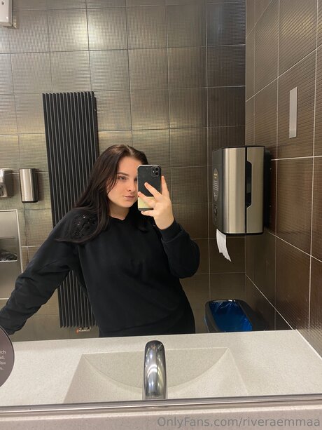 asian amateur onlyfans top self-portrait