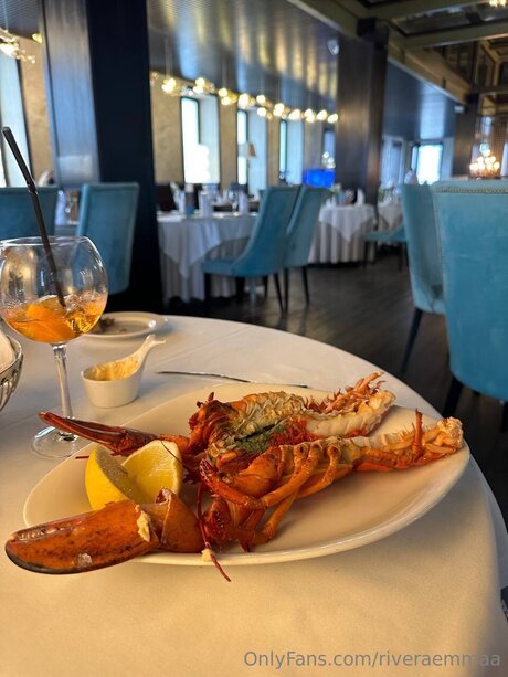 Riveraemmaa onlyfans nude