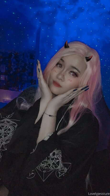 Luvlyjessxx naked onlyfans