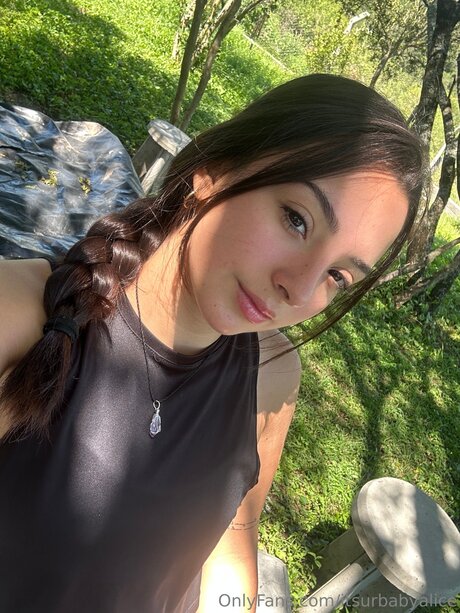 Itsurbabyalice onlyfans model photo