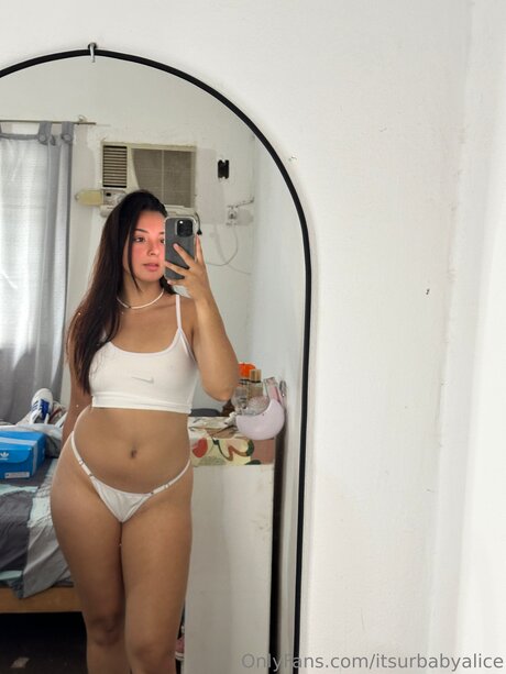 Itsurbabyalice onlyfans topless