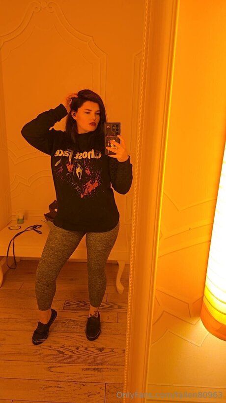 Fallen80963 onlyfans leak