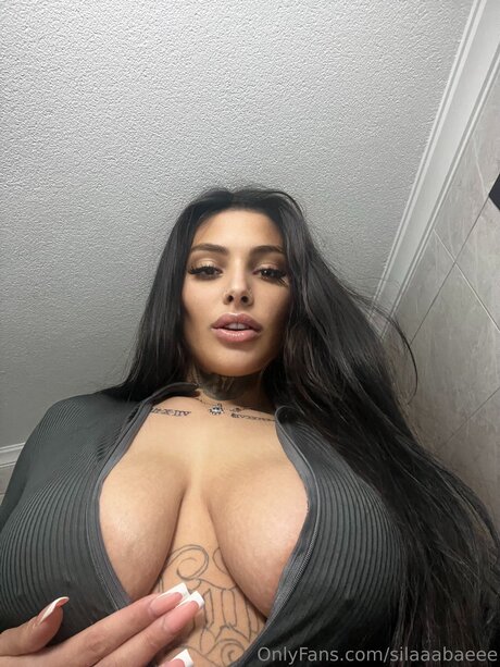 Silaxbae onlyfans pic