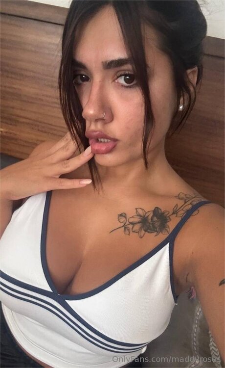 Maddyroses onlyfans nude pics