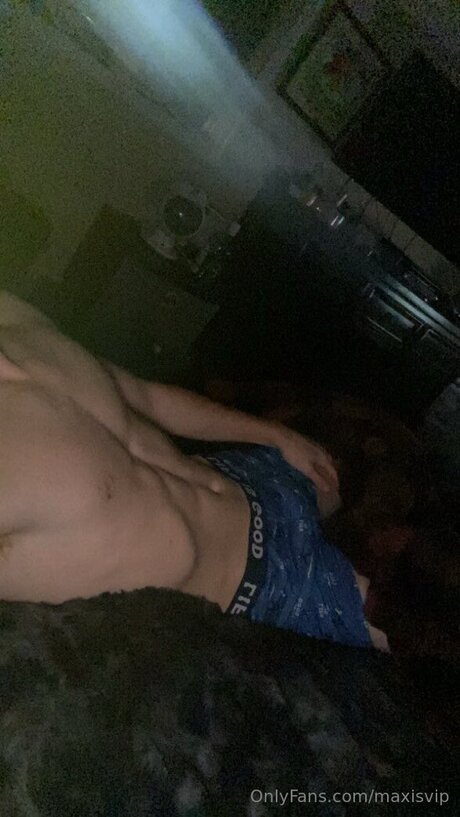 Maxisvip onlyfans.