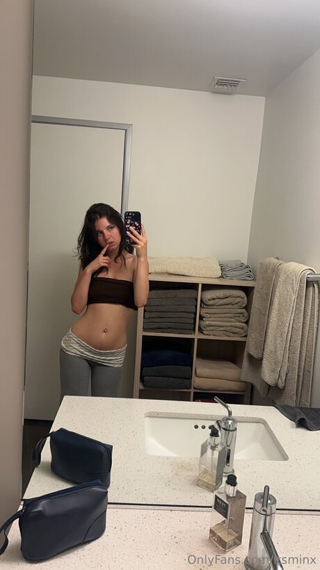 Ho11ywoodgirl onlyfans porn leaks