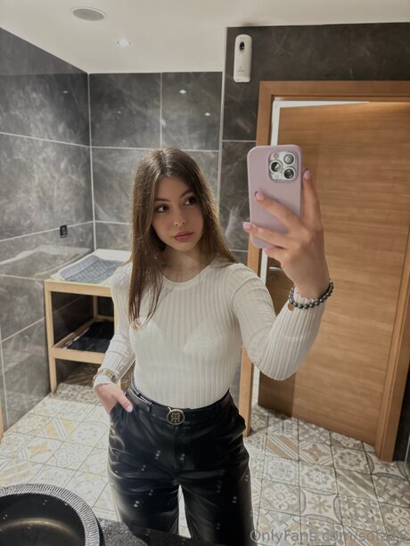 Sofa18 onlyfans photos