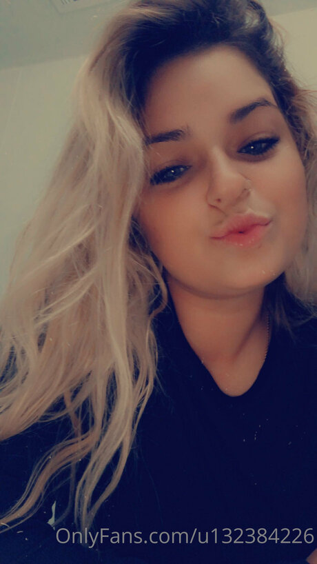 U132384226 onlyfans nude tits