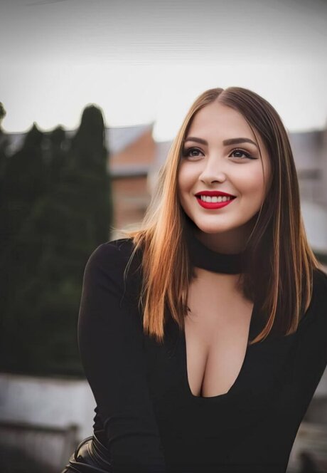 Staywithsilvia leaked nudes onlyfans