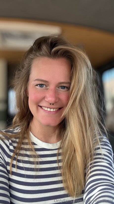 Onlyviviofficial only fans