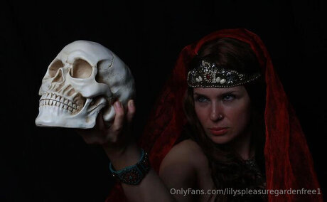 Lilyspleasuregardenfree1 leak onlyfans porn
