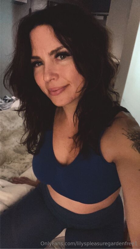 Lilyspleasuregardenfree1 onlyfans desnuda