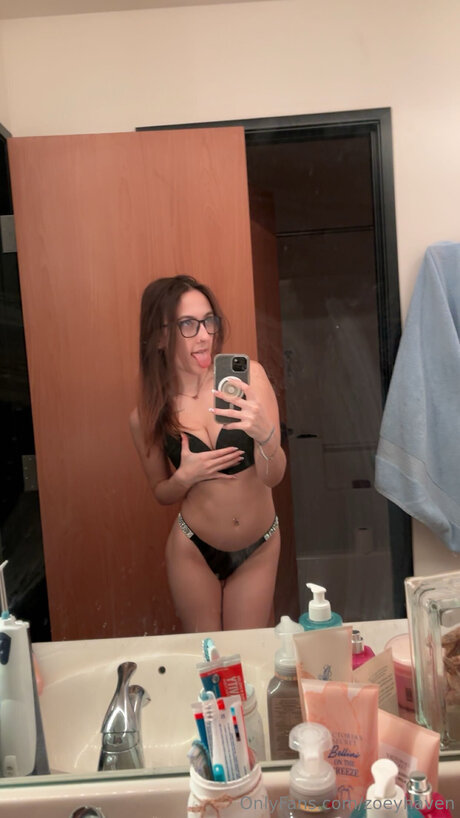 Zoeyhaven strip onlyfans