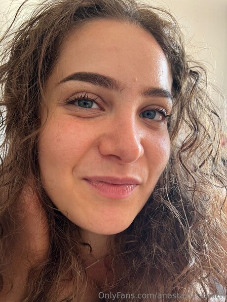 Anastasia Stitlich onlyfans leaks