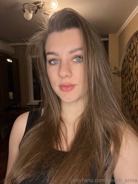 Peach Arina onlyfans leaj