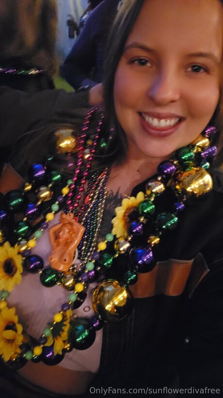 Sunflowerdivafree desnuda onlyfans