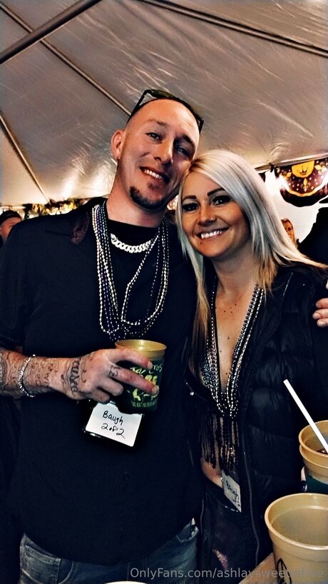 Ashlaysweetiefree on onlyfans