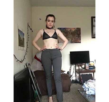 Tori Eaglestone leaked nude onlyfans