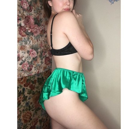 Tori Eaglestone onlyfans page