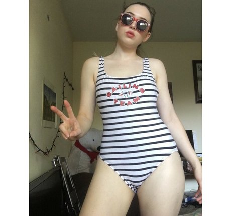 Tori Eaglestone onlyfans desnuda