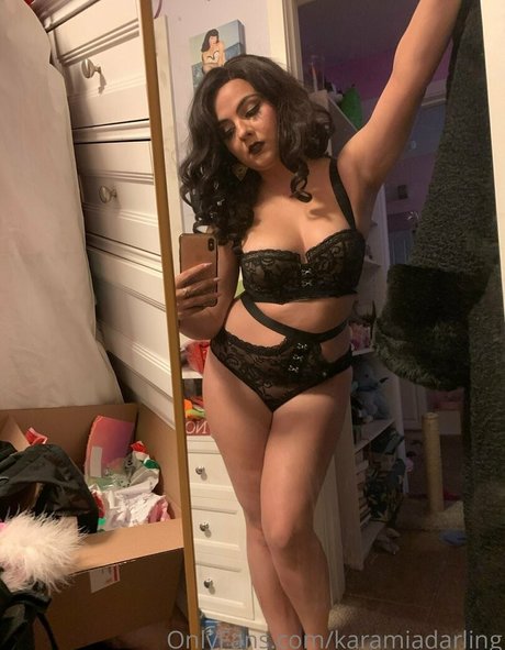 Karamia Darling onlyfans fotos