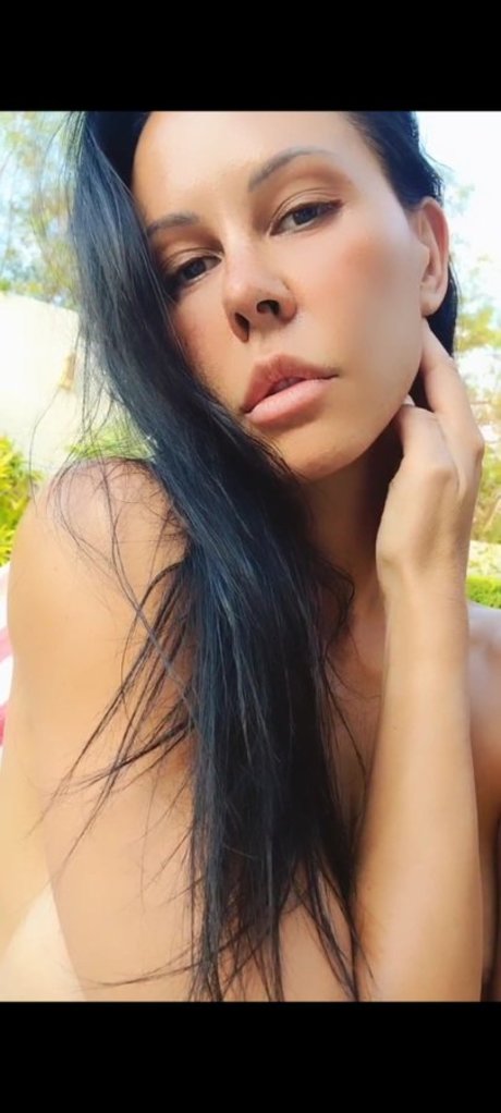 laly vallade onlyfans leak free