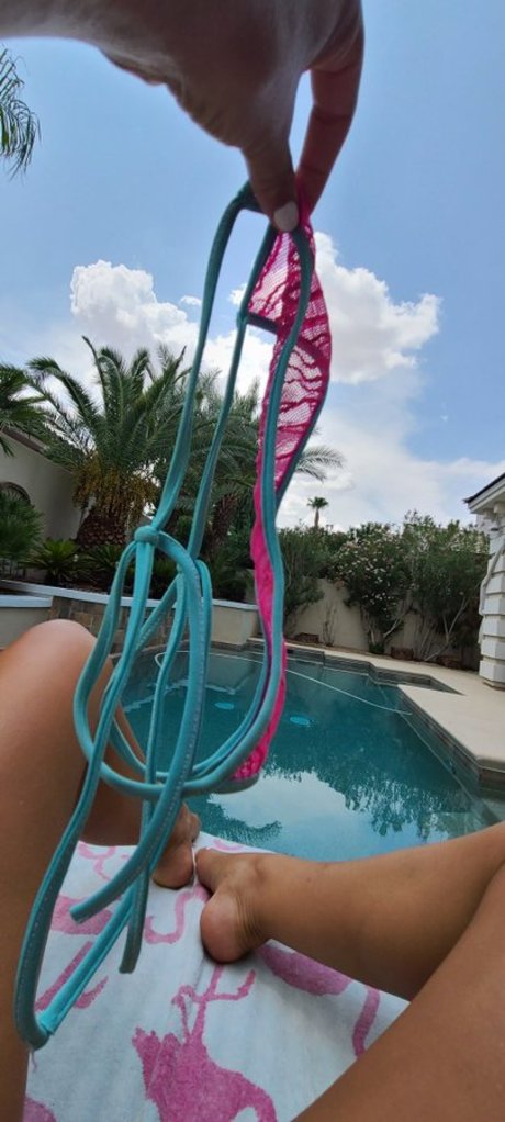 laly vallade leaked porn onlyfans