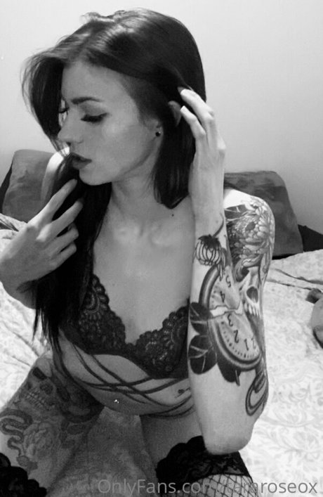 Tara Rose_ sexy onlyfans